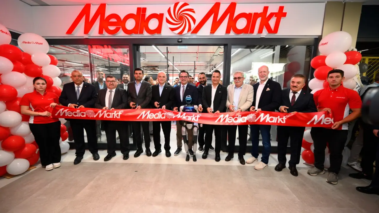MediaMarkt Türkiye'den Yeni Yatırım: 104. Mağaza Düzce'de Açıldı! 3 IMG 0120.webp