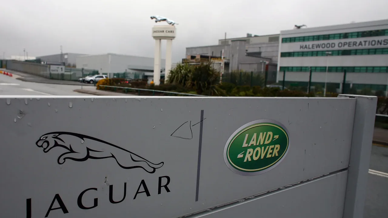 jaguar land roveri ruslar hacklemis.webp