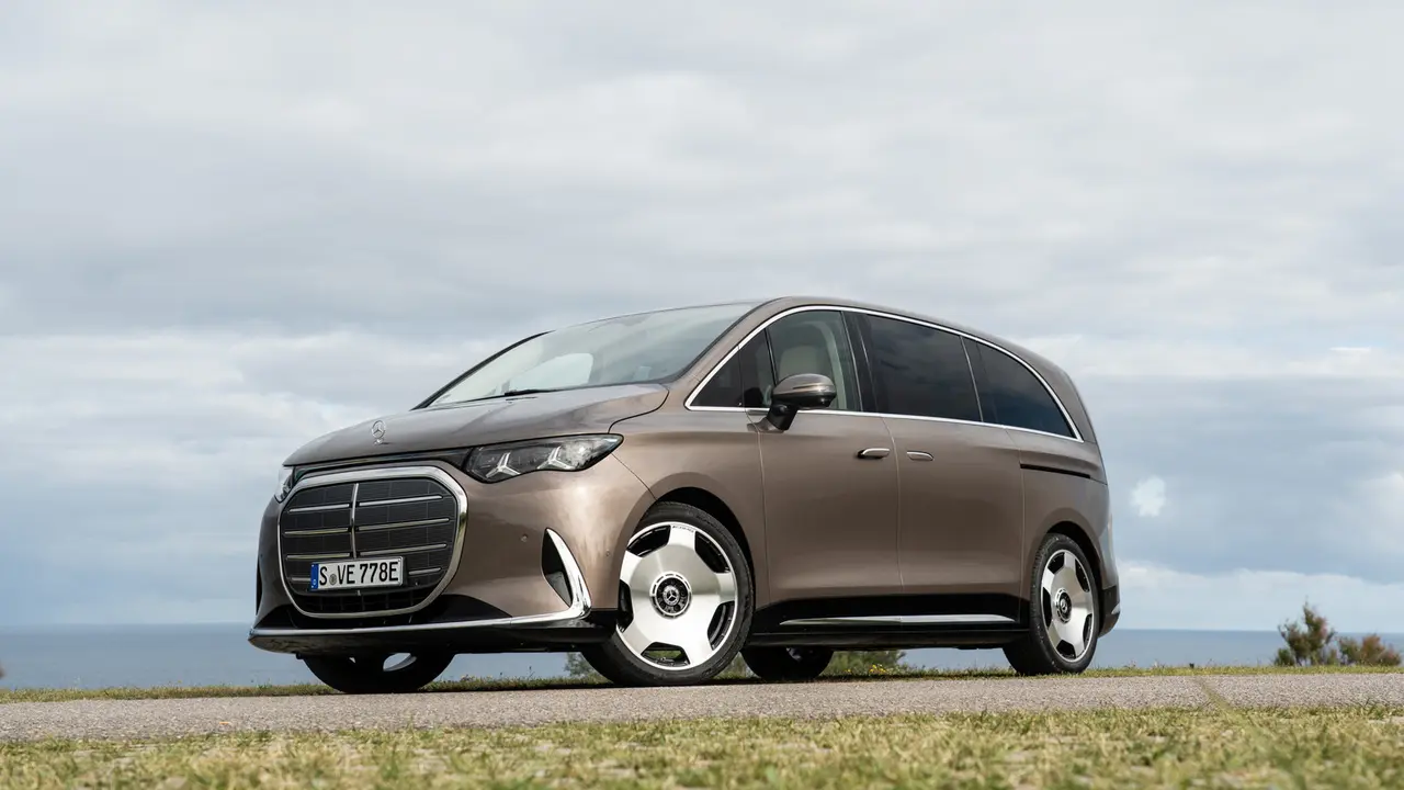 mercedes benz vle 2028 tekerlekler uzerindeki 8k sinema deneyimi.webp