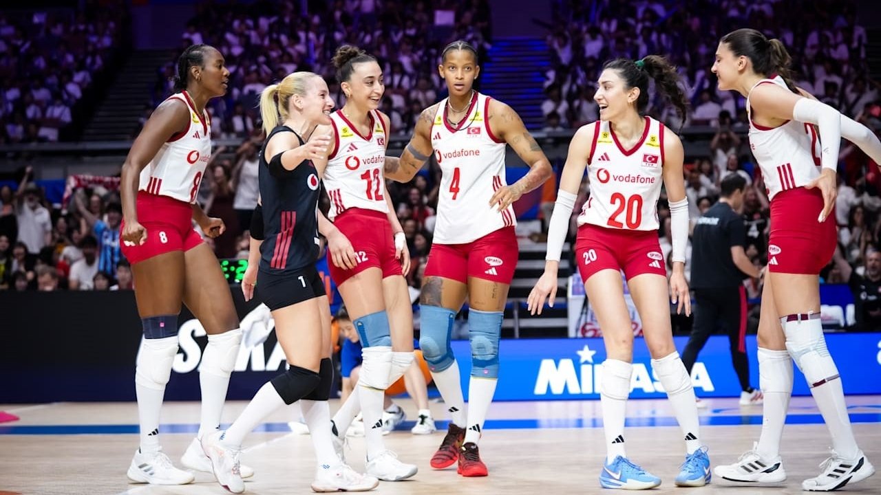 Filenin Sultanları'nın Final Kadrosu Netleşti! İşte VNL'de Mücadele Edecek İsimler 1 561550