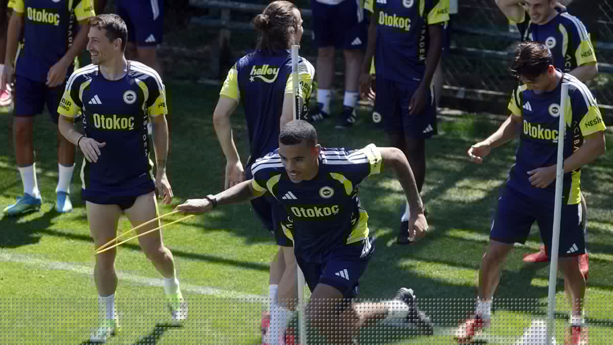 Mason Greenwood ilk kez Fenerbahçe idmanında! Gözler Şampiyonlar Ligi maçında 2 561558