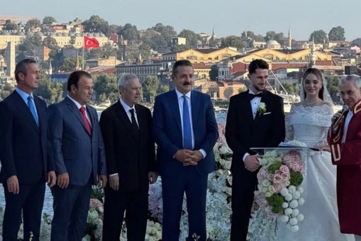İsmail Yüksek ile Esen Matraş evlendi! Nikah şahitleri Aziz Yıldırım ve Ali Koç oldu 3 561570