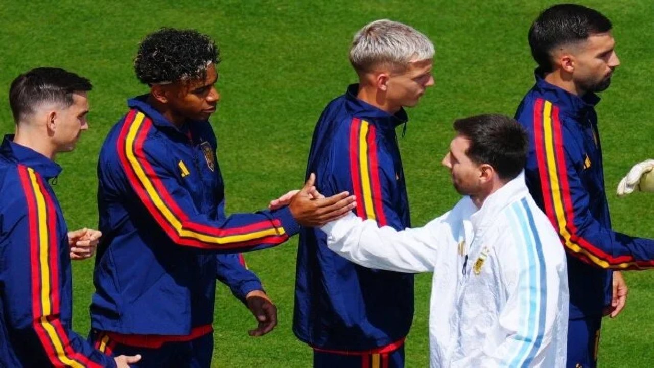 Messi ve Yamal Dünya Kupası tarihine geçti! Finalde ilk kez böyle bir rekor kırıldı 1 561637