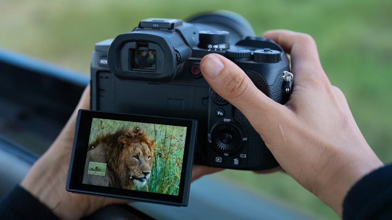 Sony RX10 Mark V Yapay Zeka Desteğiyle Tanıtıldı 45 Sony RX10 Mark V.webp