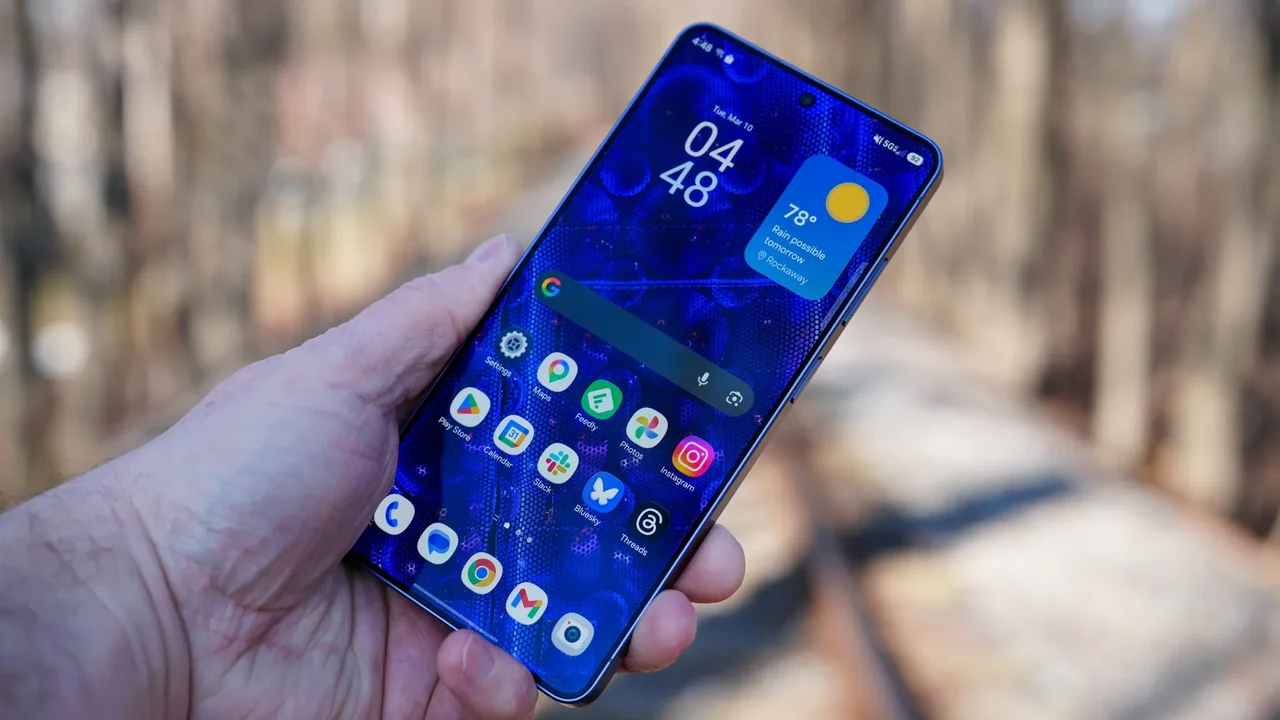 Samsung: Galaxy S26 Ultra'daki Kırmızı Leke Sorunu Yazılımsal 5 galaxy s26 ultradaki kirmizi leke sorunu yazilimsalmis.webp